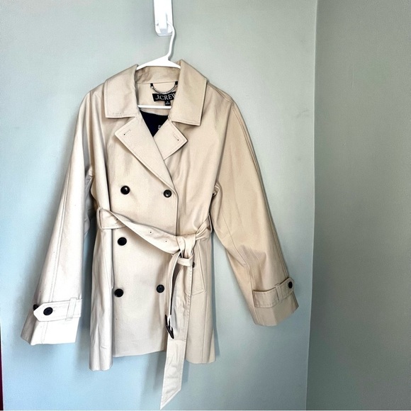 J.Crew Short Trench Jacket in Vintage Khaki Size Medium - Picture 3 of 12